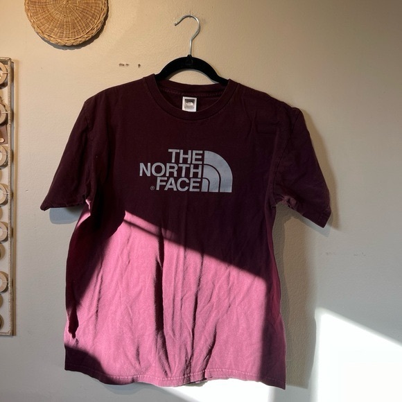 The north face mens medium crew burgundy cotton tee - Picture 2 of 7